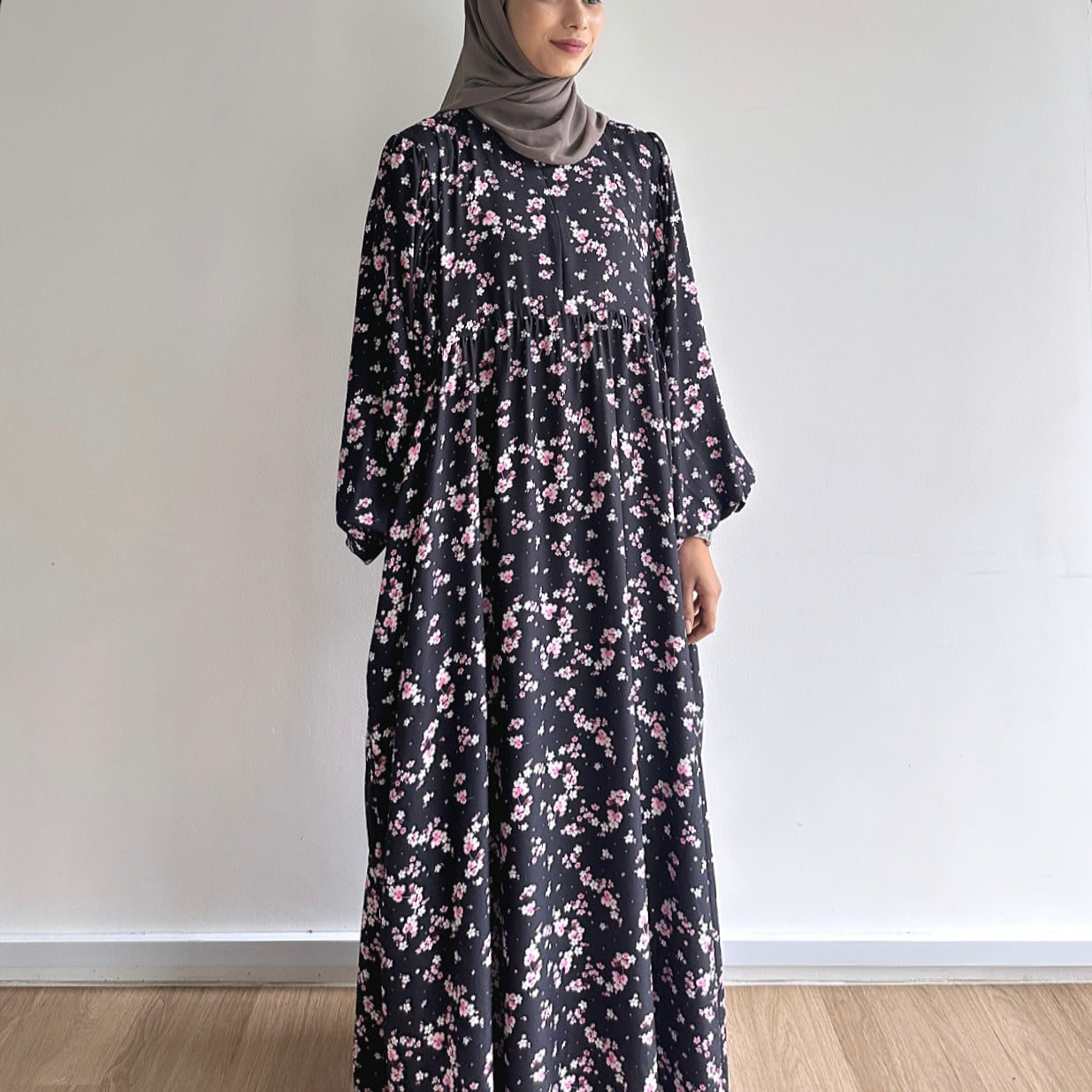 Maia balloon sleeve floral dress