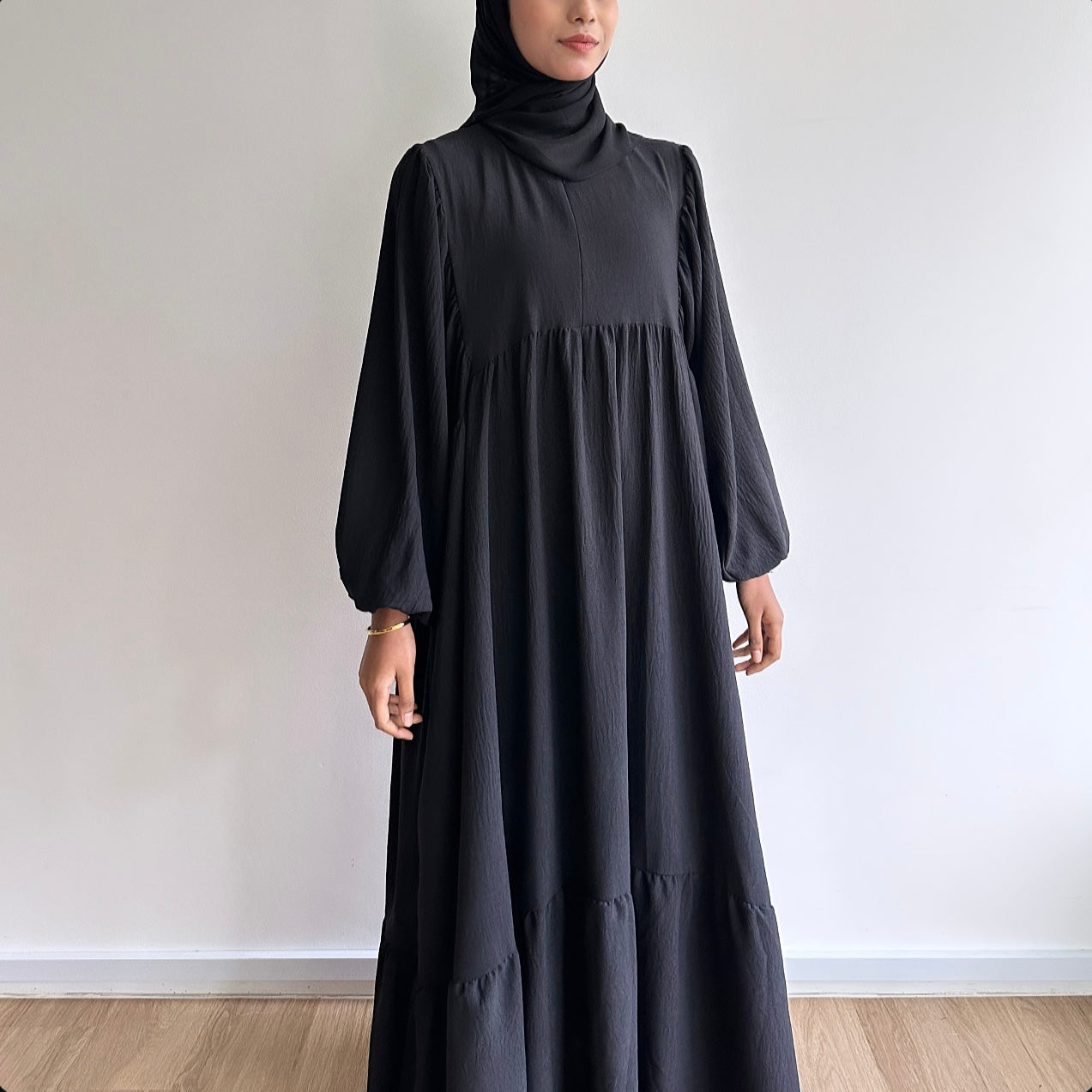 Talia balloon sleeve dress