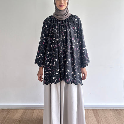 Liora scallop floral blouse