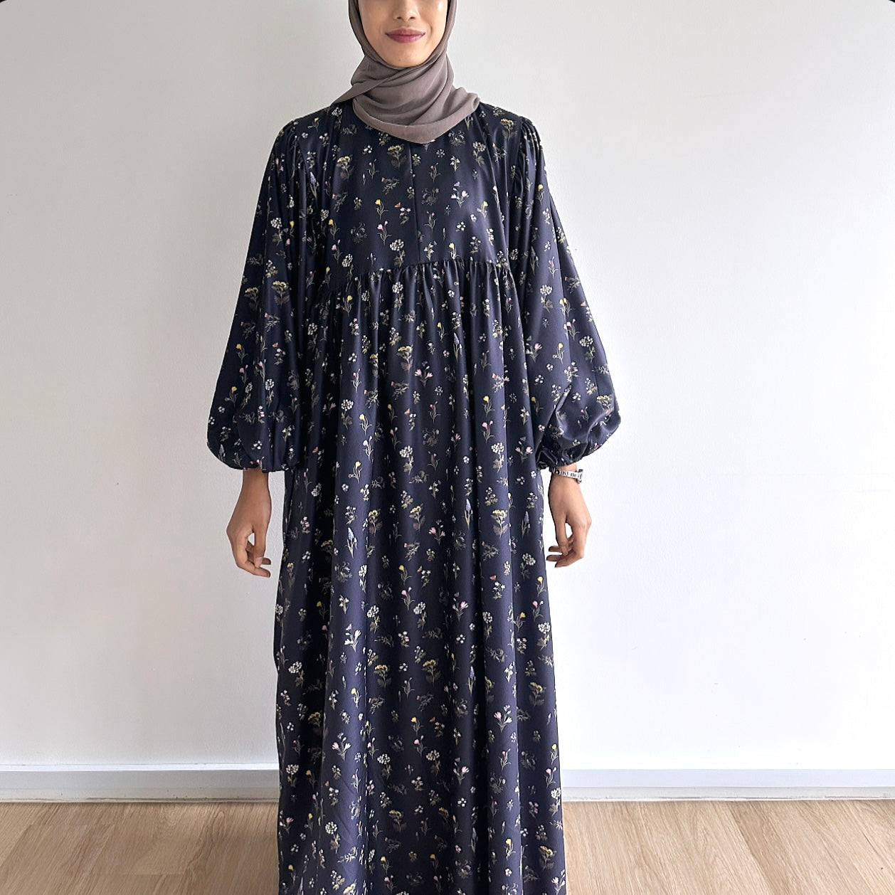 Maia balloon sleeve satin dress