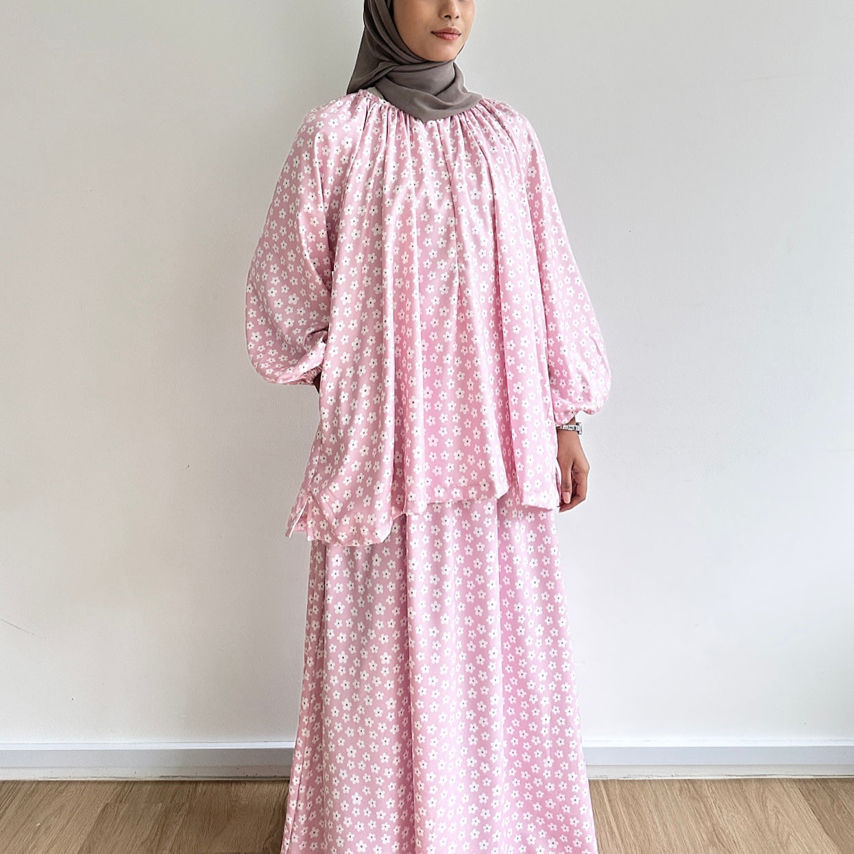 Alicia raglan skirt set