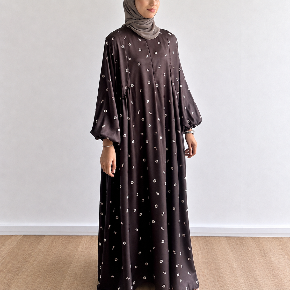 Luna Gathered Floral Maxi Dress
