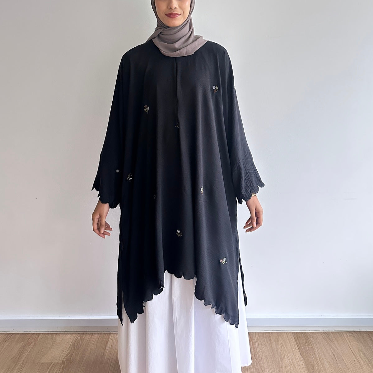 Amara scallop midi