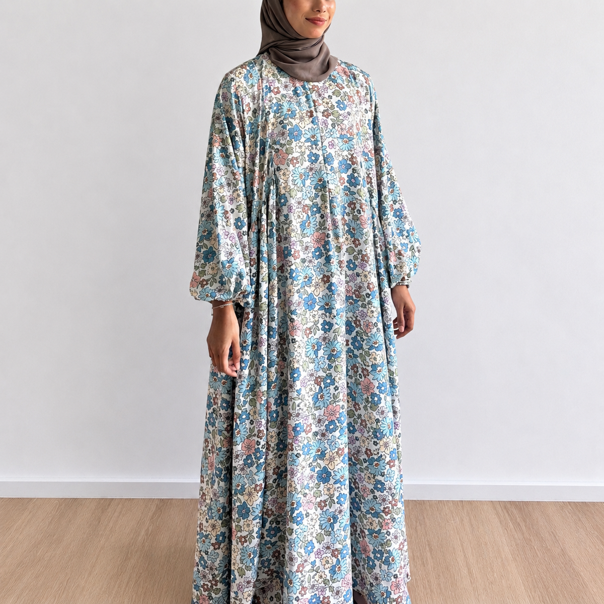 Luna Gathered Floral Maxi Dress