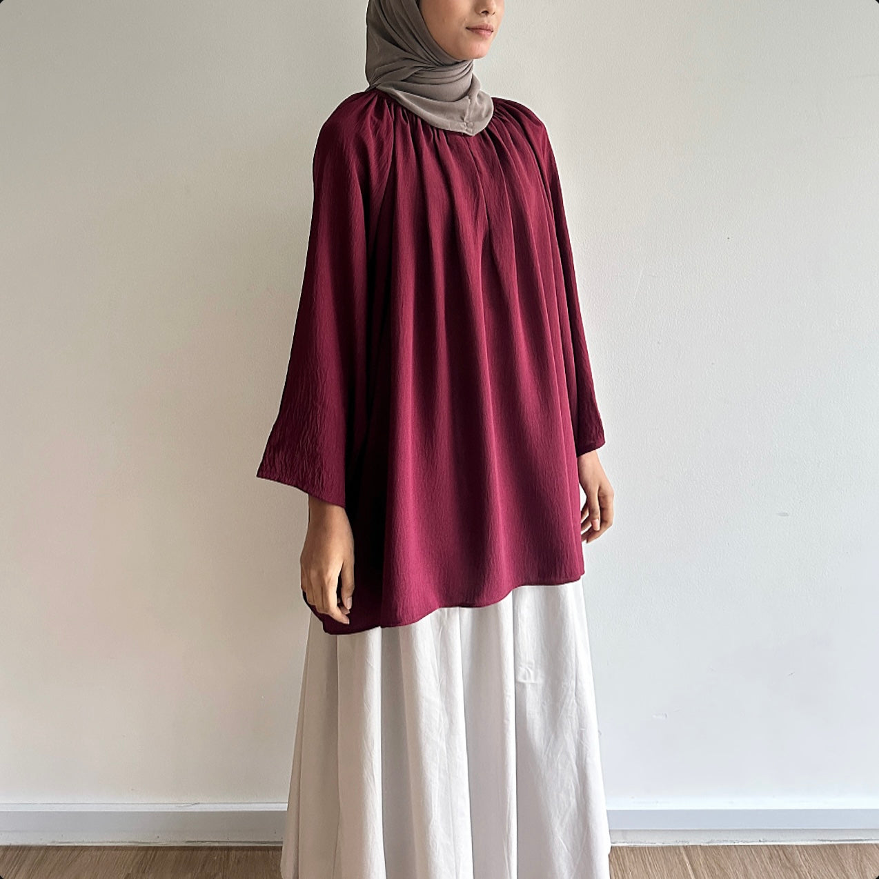Mila basic raglan blouse