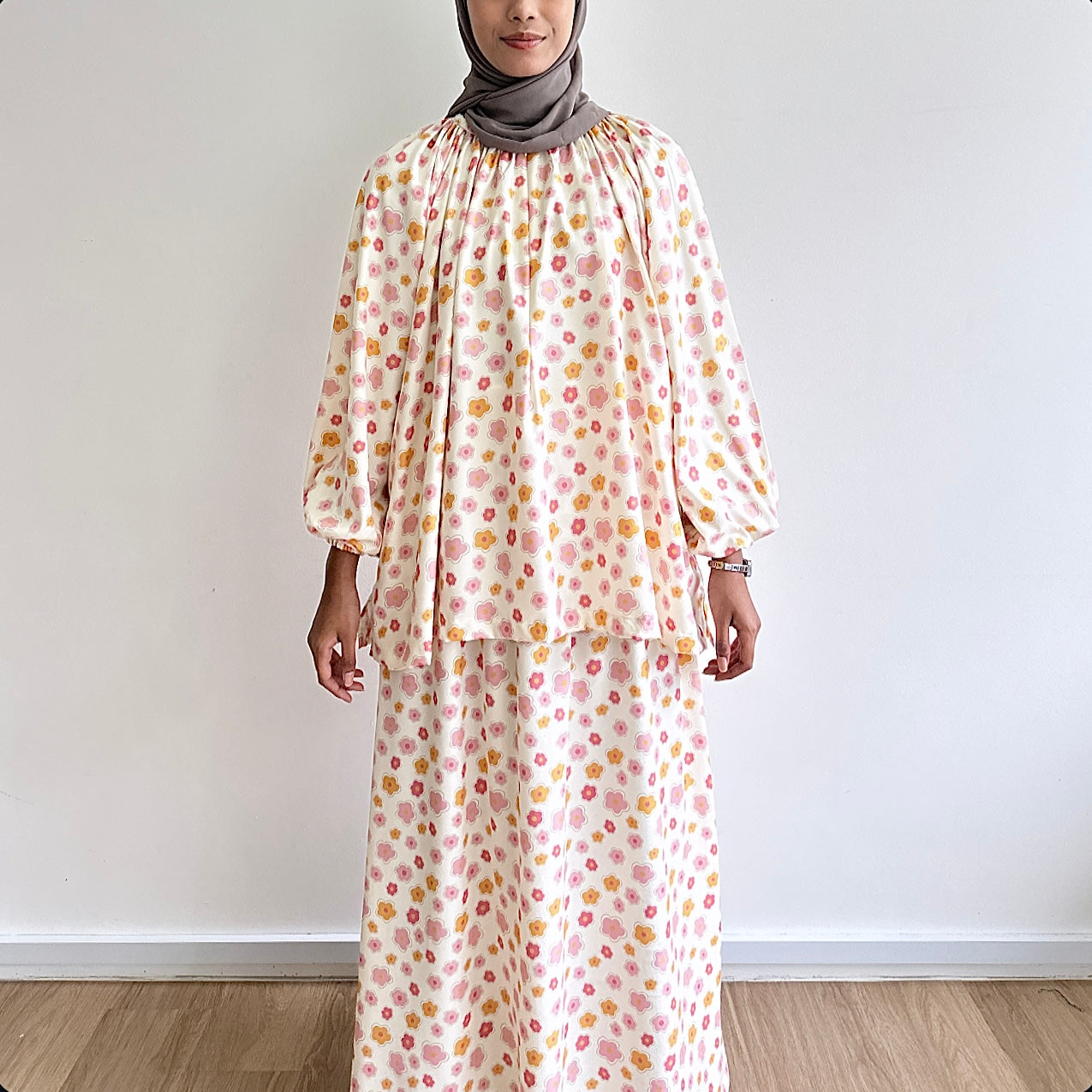 Alicia raglan skirt set