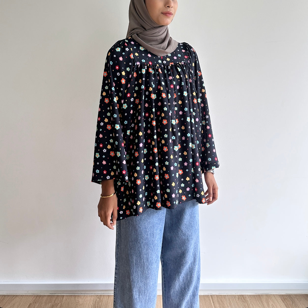 Anna floral blouse