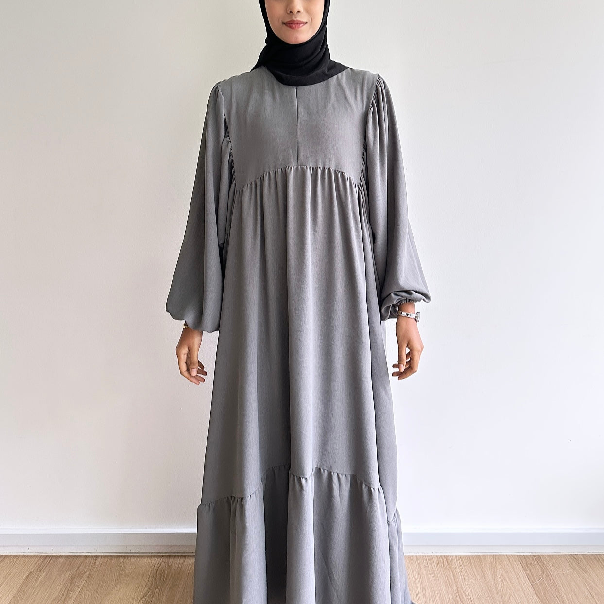 Talia balloon sleeve dress