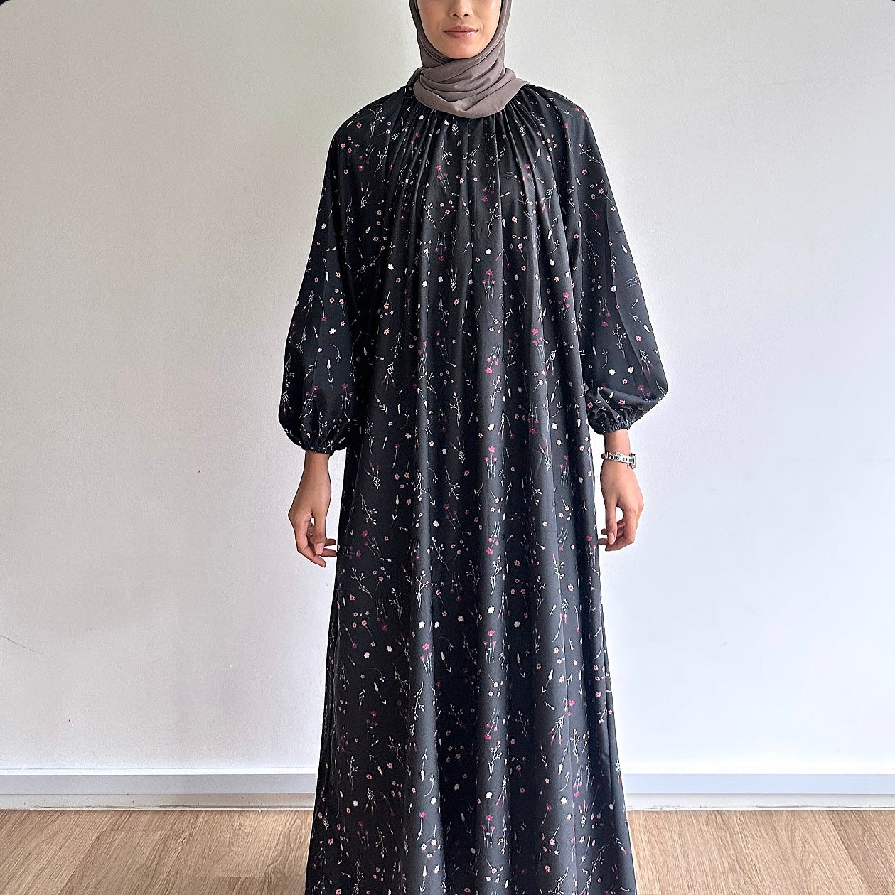 Hannah raglan dress