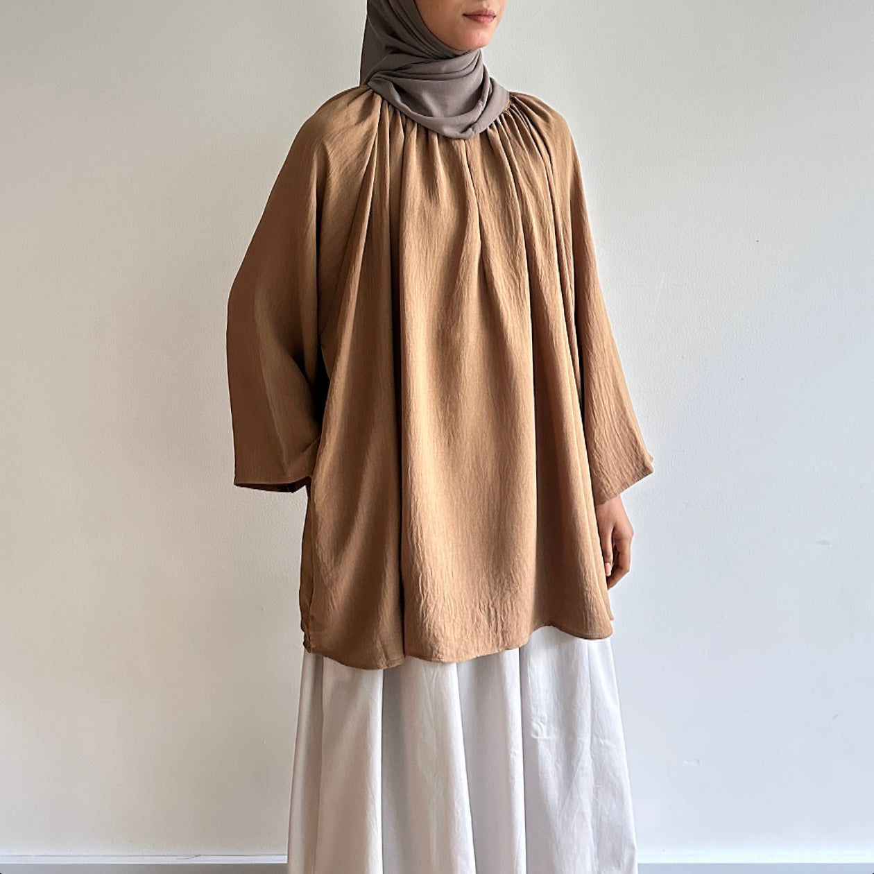 Mila basic raglan blouse