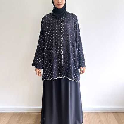 Mara scallop dot blouse