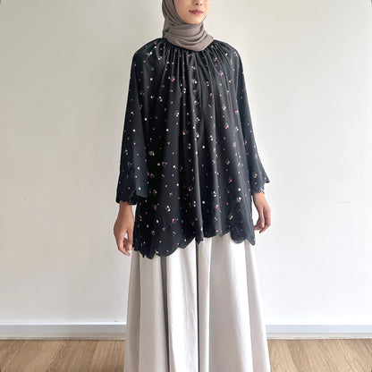 Liora scallop floral blouse
