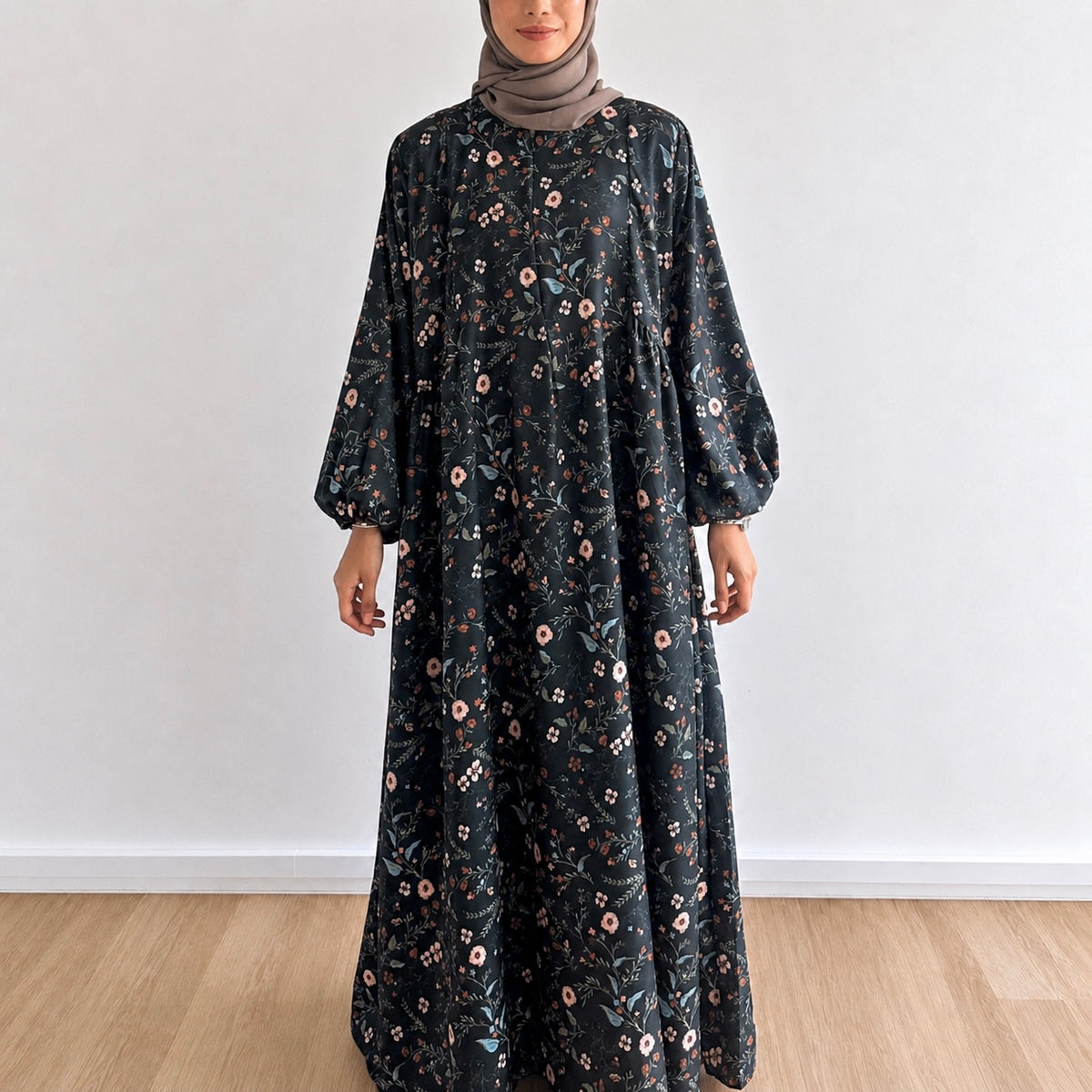 Luna Gathered Floral Maxi Dress